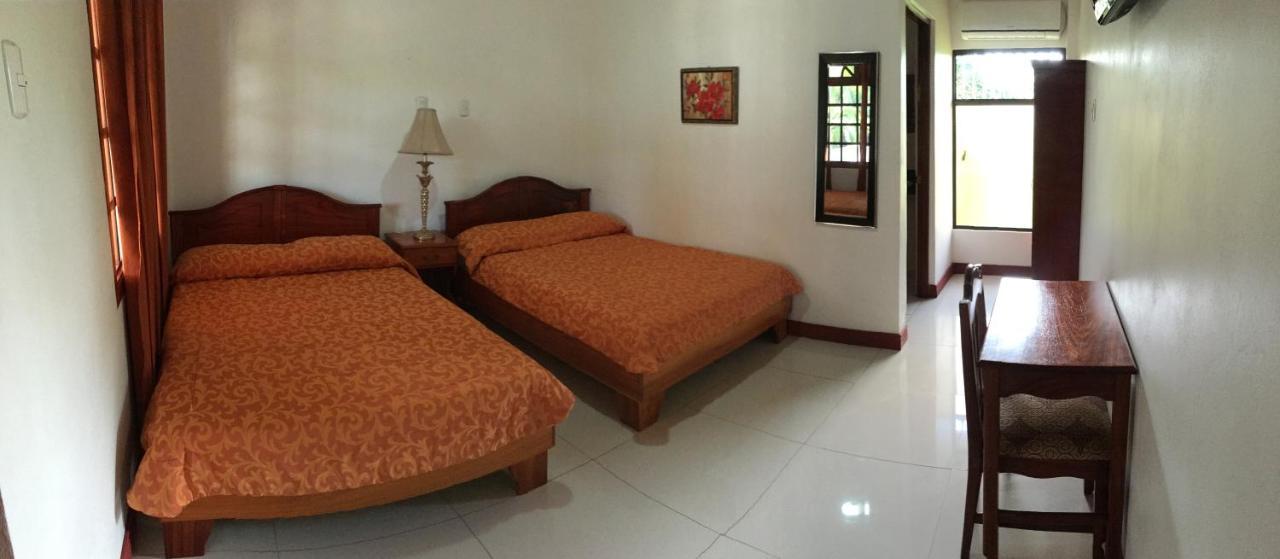 Hotel Los Higuerones Paso Canoas Bagian luar foto