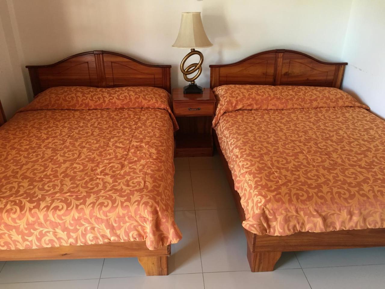 Hotel Los Higuerones Paso Canoas Bagian luar foto