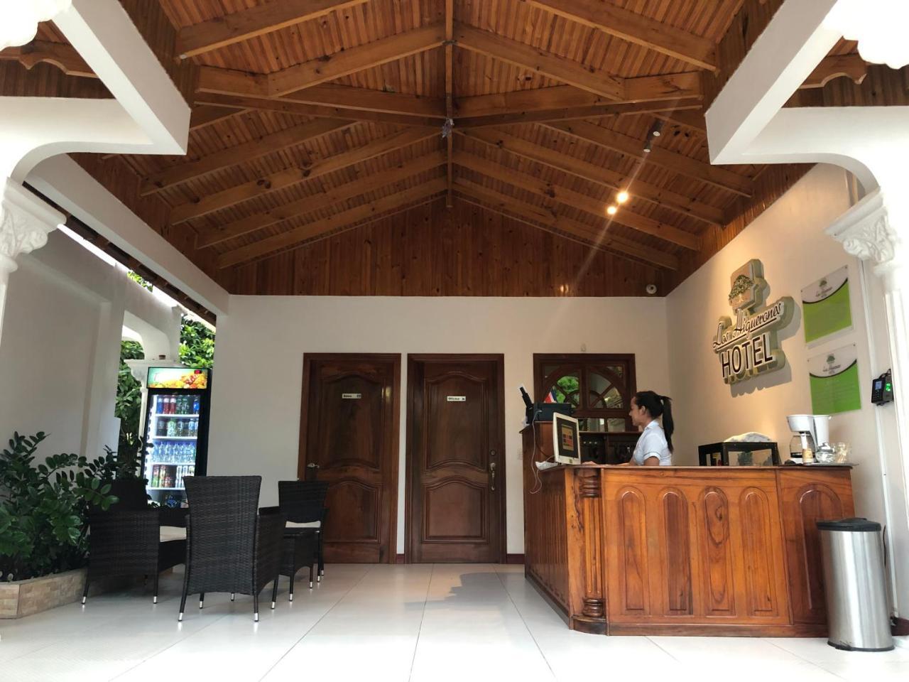 Hotel Los Higuerones Paso Canoas Bagian luar foto