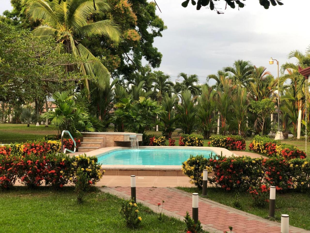Hotel Los Higuerones Paso Canoas Bagian luar foto