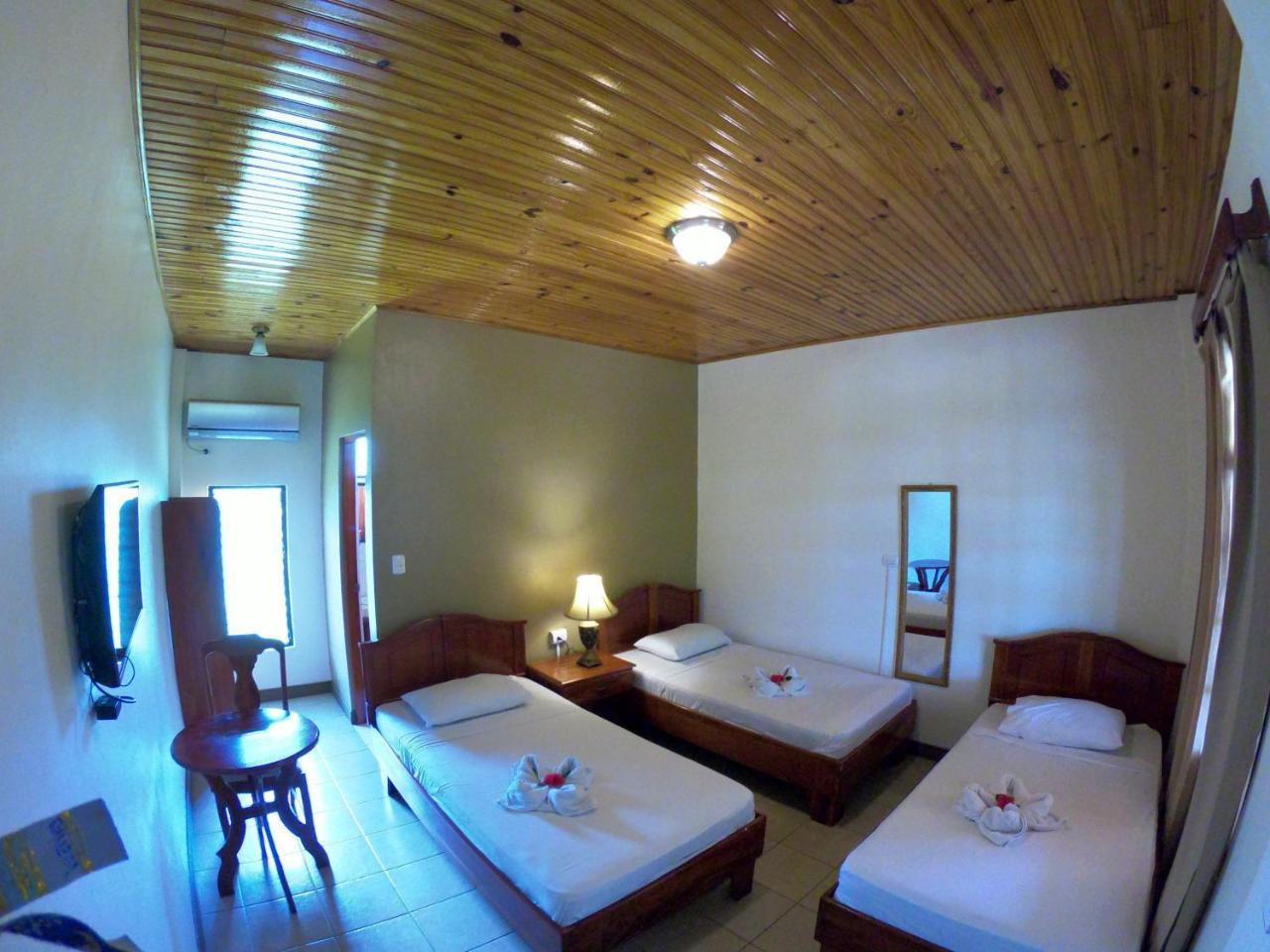 Hotel Los Higuerones Paso Canoas Bagian luar foto