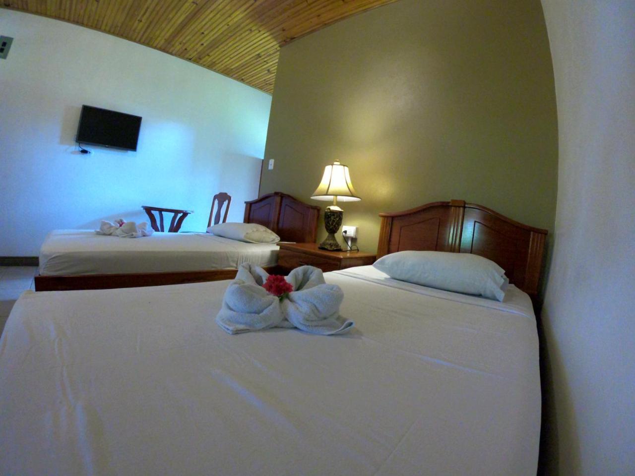 Hotel Los Higuerones Paso Canoas Bagian luar foto